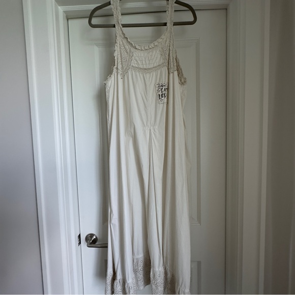 Magnolia Pearl Clementine Maxi Dress - Picture 3 of 6